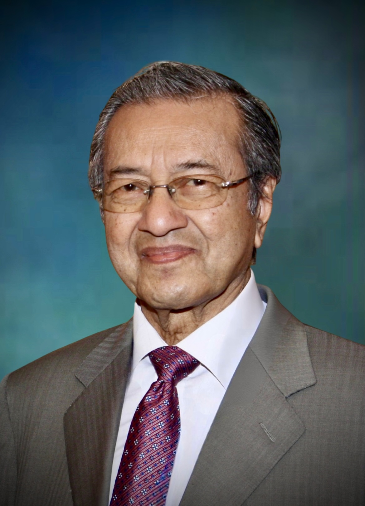 Potret rasmi Mahathir Mohamad ketika menjadi perdana menteri ketujuh pada 2018. Beliau mengasaskan BERSATU bersama Muhyiddin dan kembali bertanding pada usia 92 tahun.