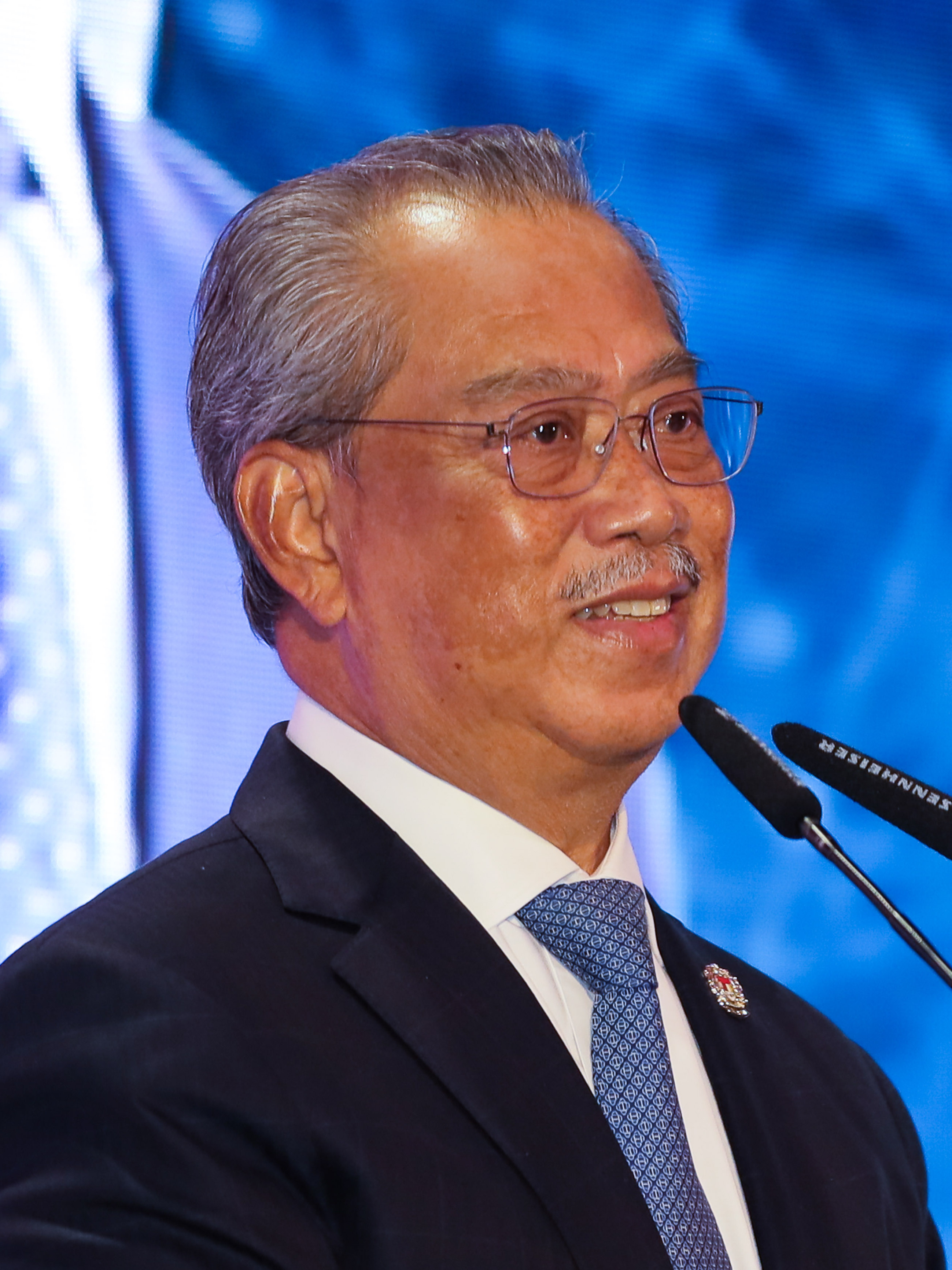 Muhyiddin Yassin ketika menjadi perdana menteri kelapan pada 2020. Beliau membentuk kerajaan melalui sokongan Ahli Parlimen sebelum gabungan PN didaftarkan secara rasmi.